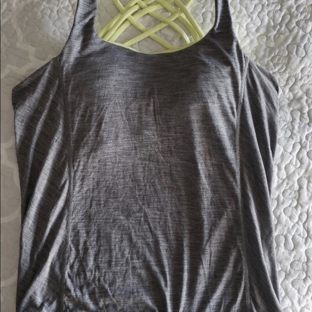 Lululemon Athletica gray raise the barre top - Picture 3 of 3